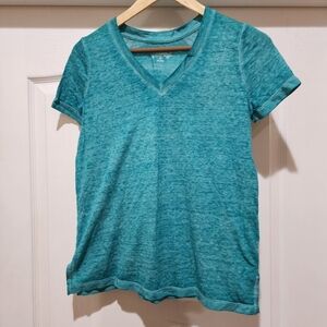 Mudd Roadtrip short sleeve vneck tee Size XS